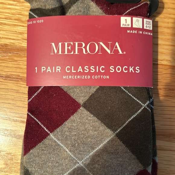 NWT Merona Classic Socks Antimicrobial Treatment - Picture 2 of 4